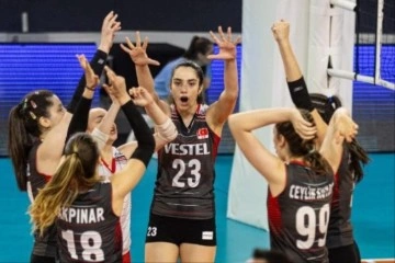 U17 Kız Voleybol Milli Takımı, Fransa'yı 3-1 mağlup etti