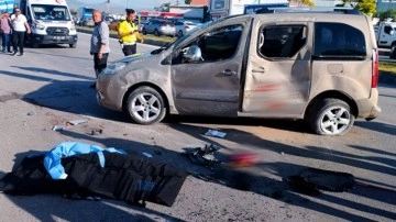 Van'da peş peşe feci kaza: Bir kız çocuğu öldü, 2'si ağır 16 yaralı