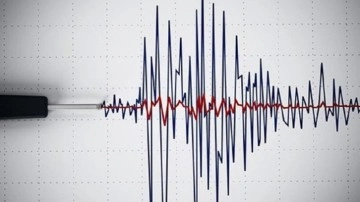 Van Gölü'nde 4 büyüklüğünde deprem