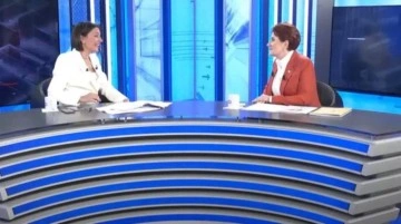 Yayına damga vuran an! Meral Akşener ve Ece Üner reklam dönüşü sohbette yakalandı