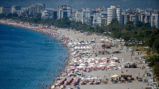 Yerli turistler yılın ikinci çeyreğinde 103,1 milyar lira seyahat harcaması yaptı