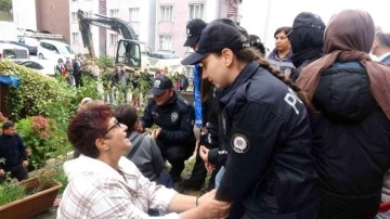 Yıkım gerginliğine polisin vatandaşı ikna yöntemi damga vurdu